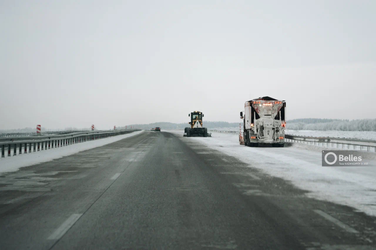 Непогода остановила движение на ряде трасс Казахстана