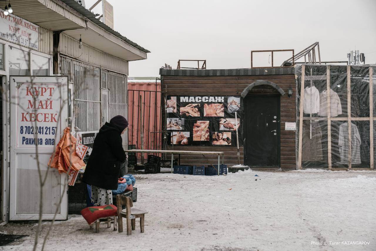 Суд вынес приговор за махинации вокруг Никольского рынка в Алматы