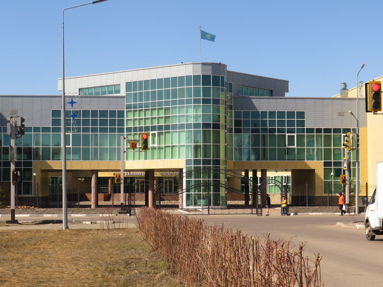 Падение 12-классника из окна НИШ в Петропавловске: ученик в тяжелом состоянии