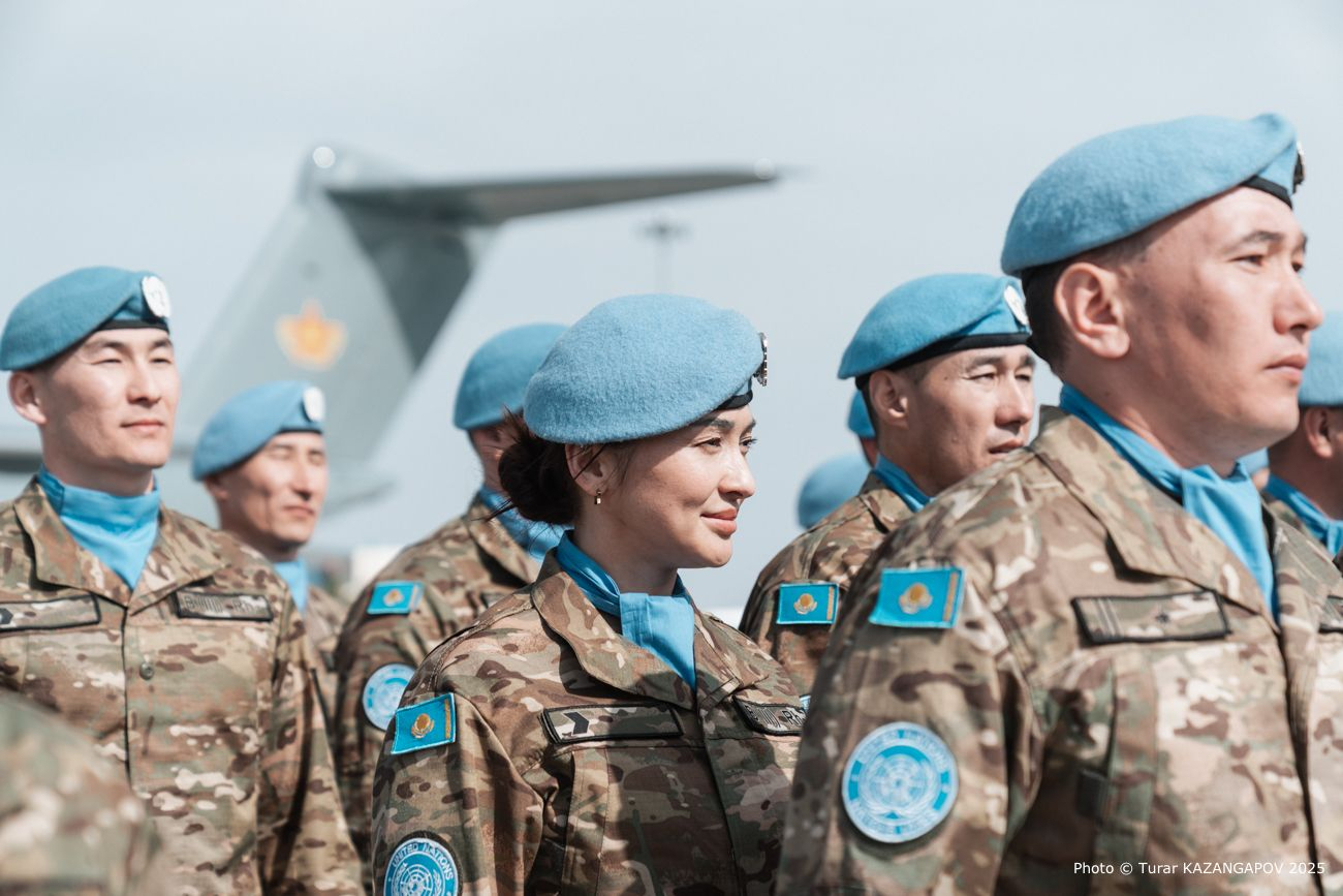 Казахстанские миротворцы на Голанских высотах получили медали