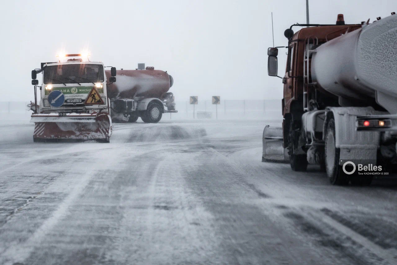 Снег и ветер: какие трассы открыты и закрыты в Казахстане
