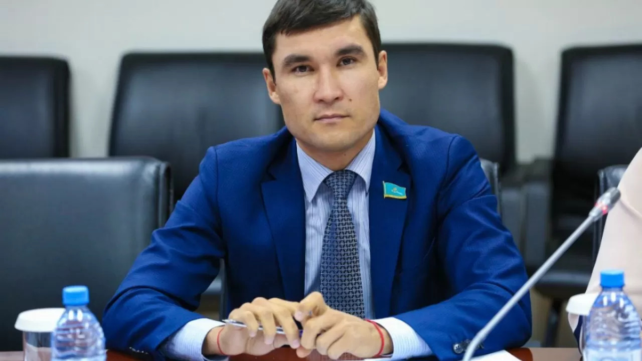 Серик Сапиев назначен внештатным советником министра туризма и спорта