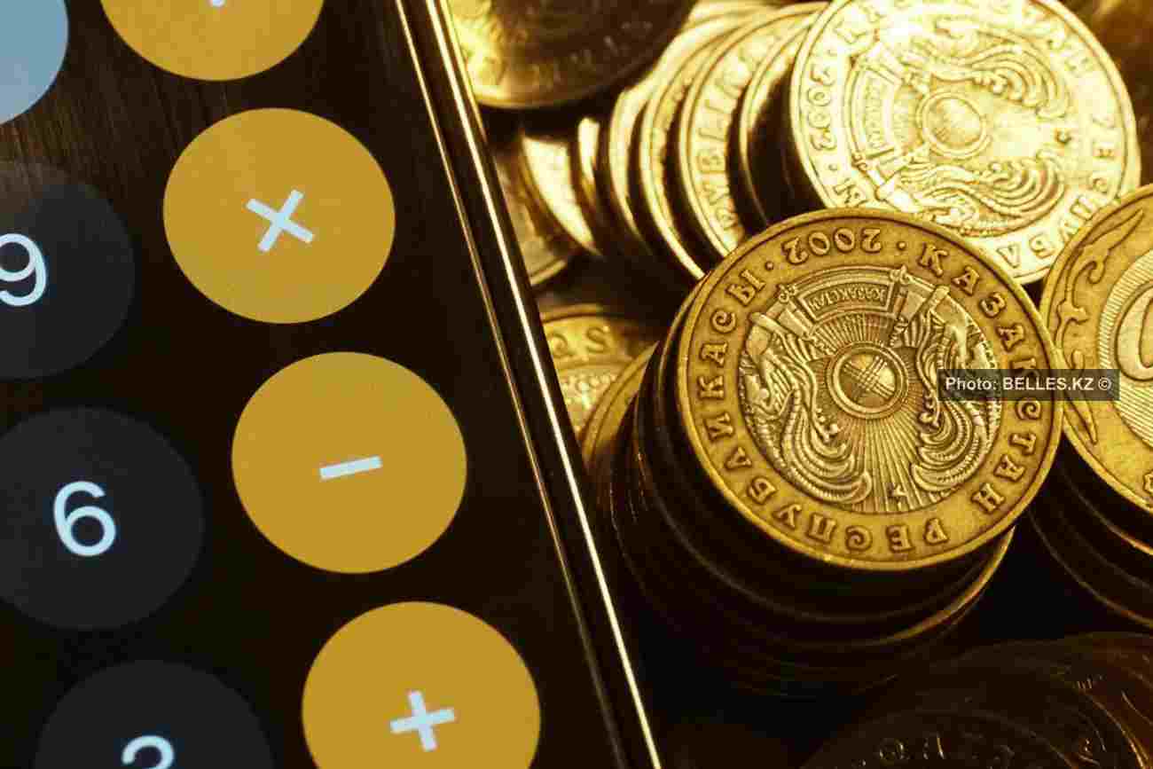 Банки Казахстана «обеднели» на 254 млрд тенге за год
