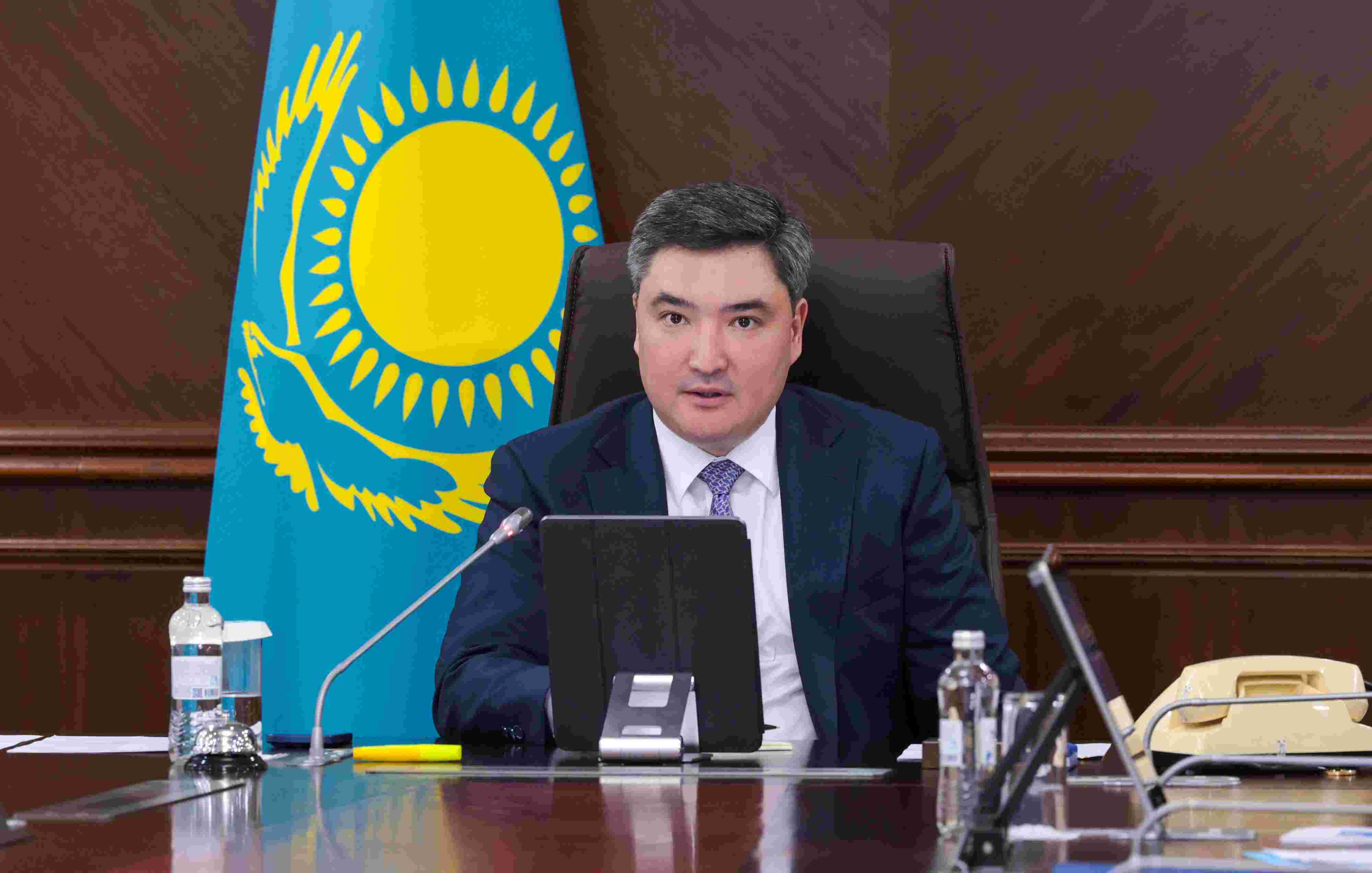 Казахстан рискует потерять до 30 млн гектаров плодородных земель — Бектенов