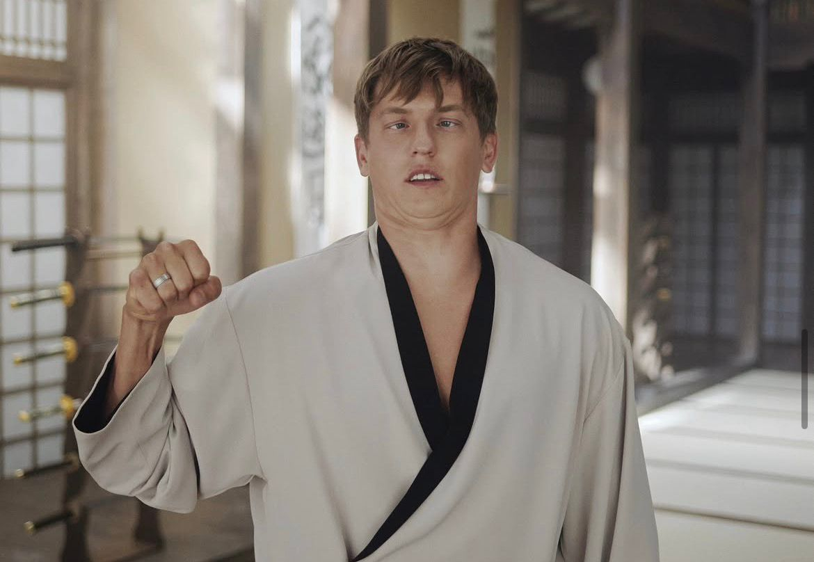 После визита к Сабурову у комика Алексея Щербакова начали отменять концерты в России