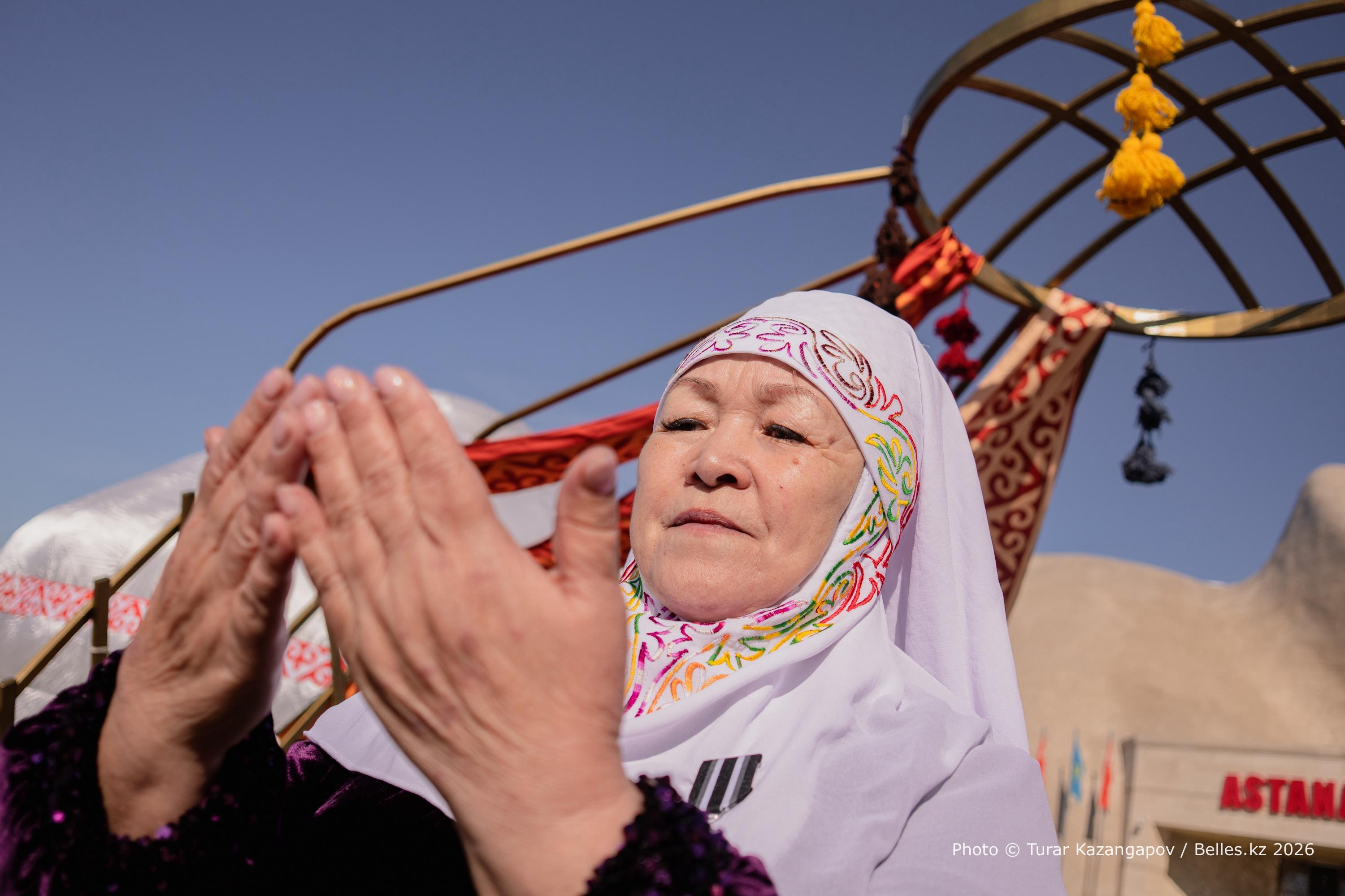 Традиции и инновации сплели воедино на Наурыз в Астане