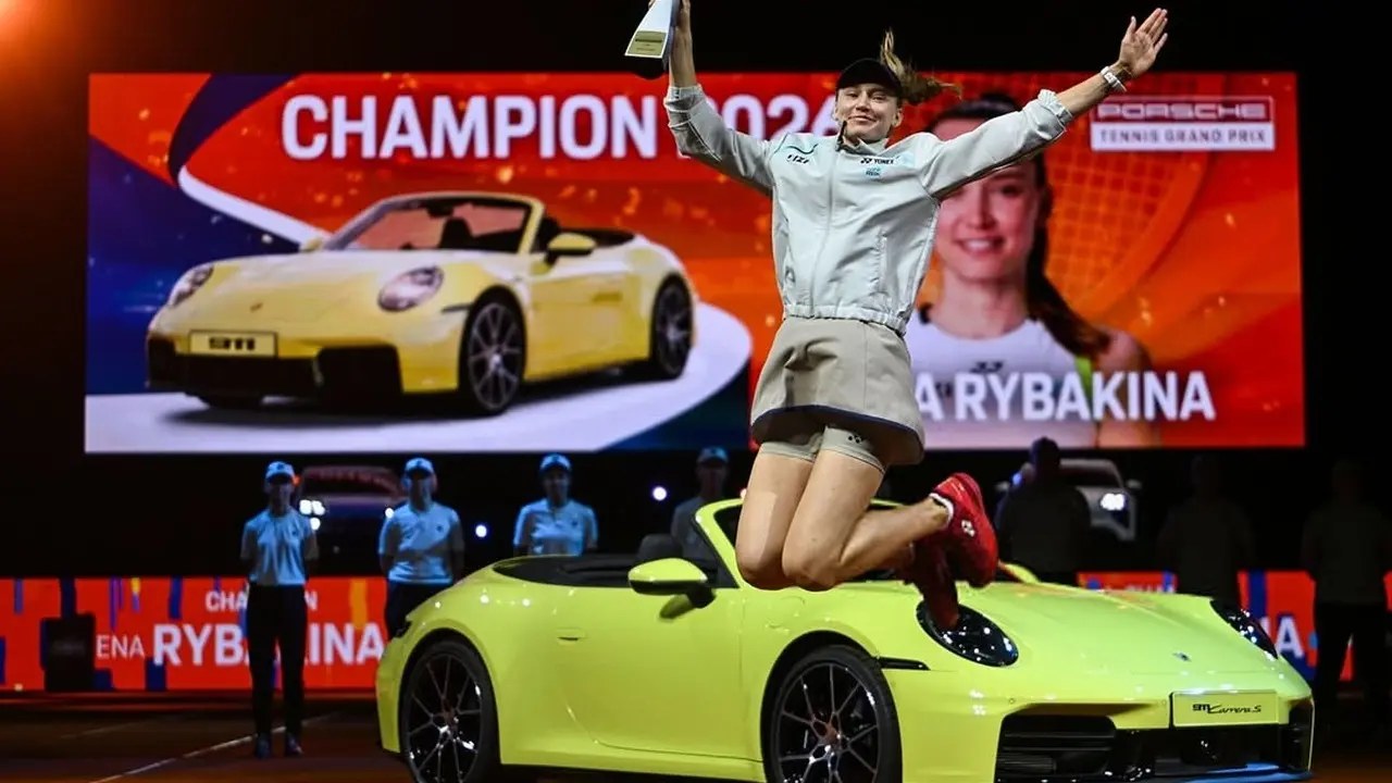 Рыбакина оставит Porsche после победы на WTA 500 в Штутгарте