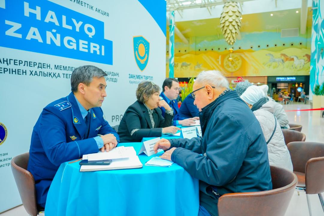 Бесплатные юристы в ТРЦ: более 100 астанчан получили помощь