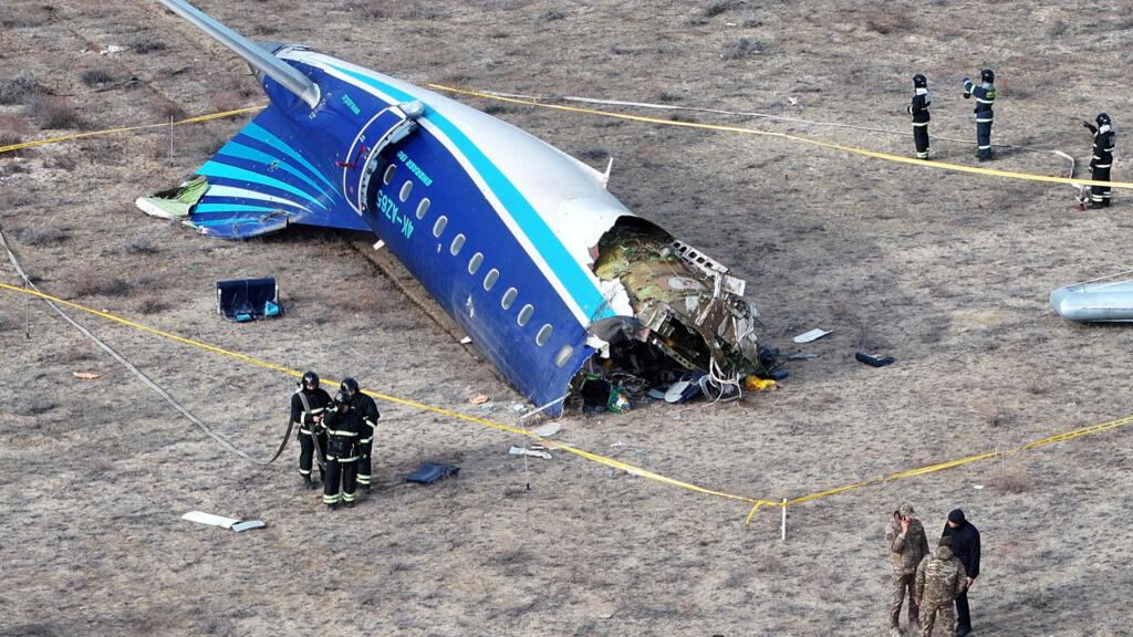 Самолет AZAL под Актау сбила ПВО: Россия и Азербайджан сделали совместное заявление