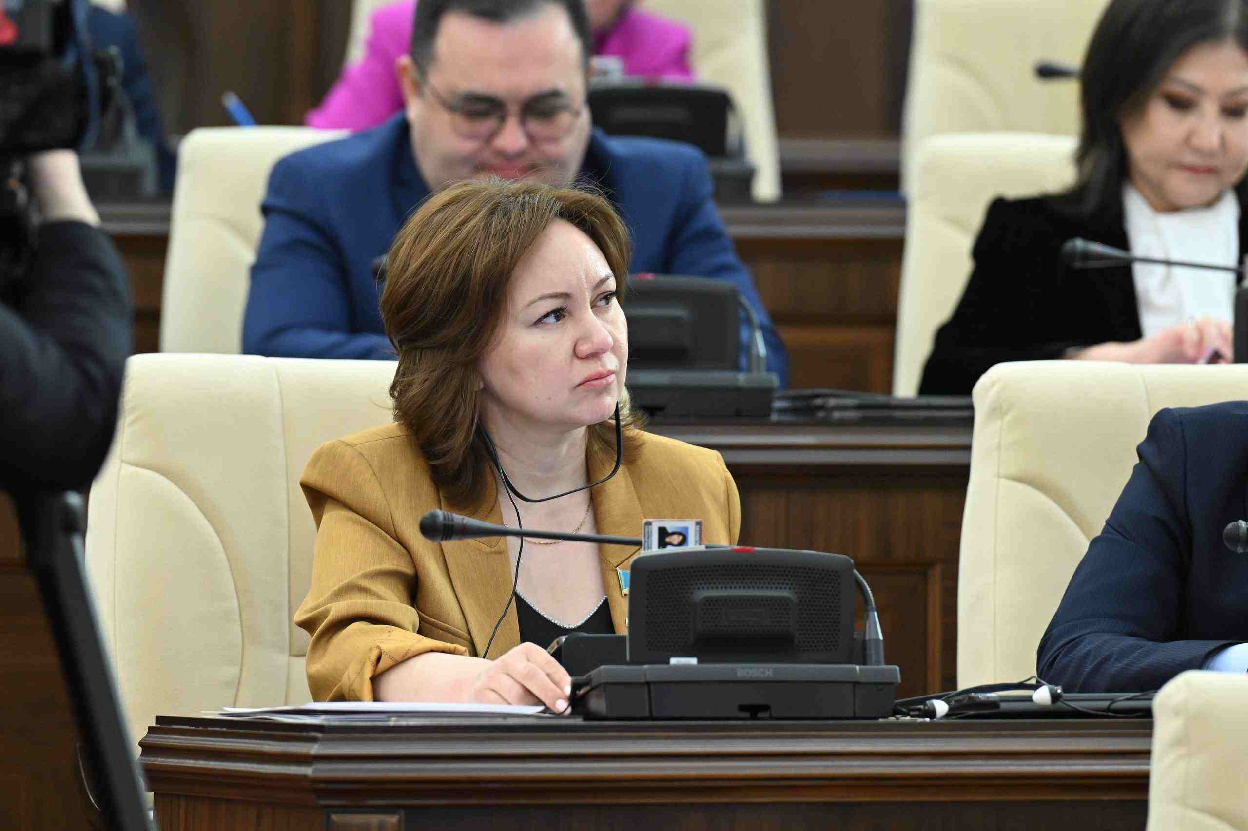 «Эти люди не запрещены»: депутат высказалась о представителях ЛГБТ в Казахстане