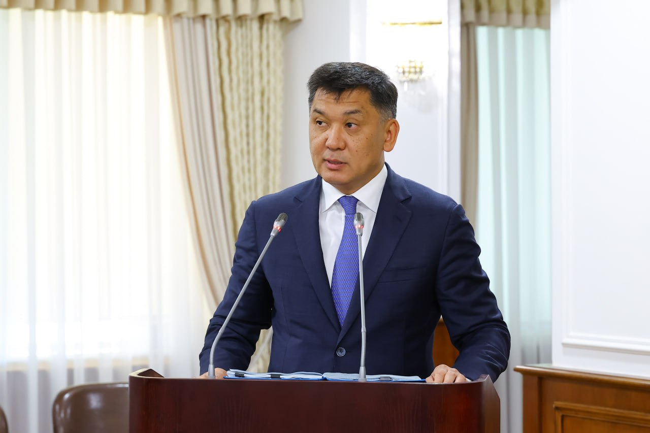 Глава КТЖ Алдыбергенов признал, что владеет частной логистической компанией