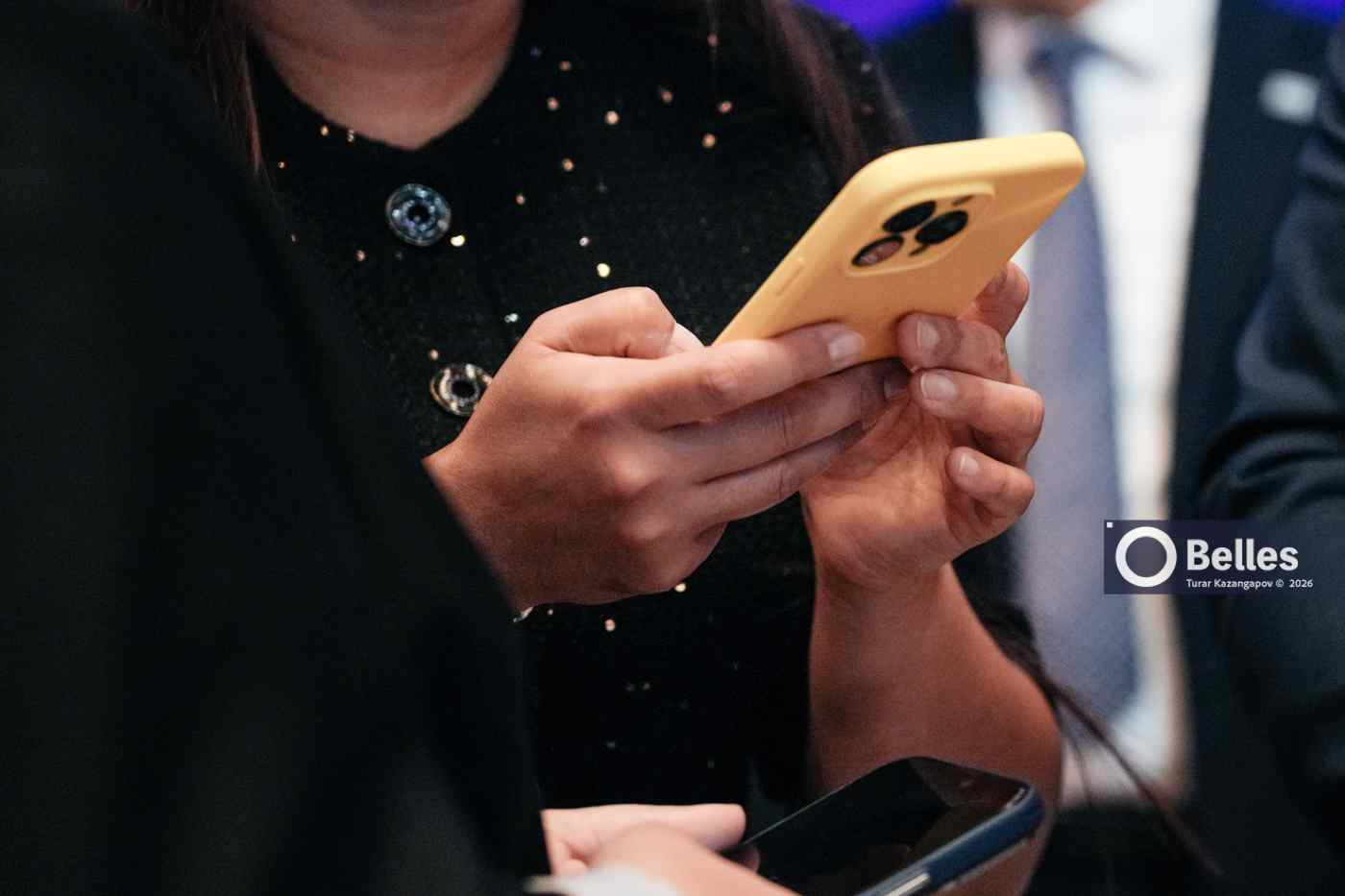 QR вместо карты: когда казахстанцы смогут платить за границей