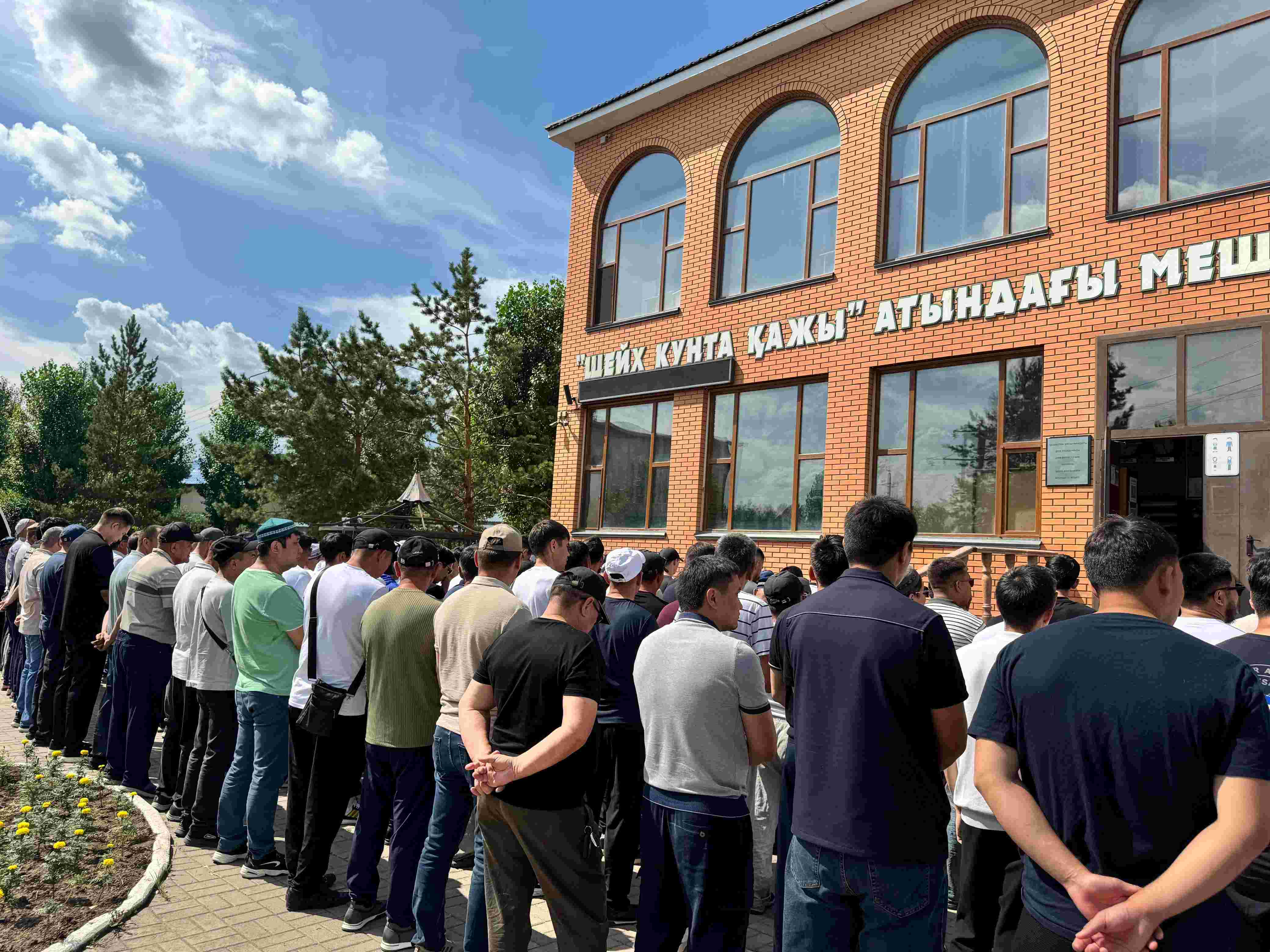 В Астане простились с Ербаяном Мухтаром: после трагедии адвокат требует перемен в армии