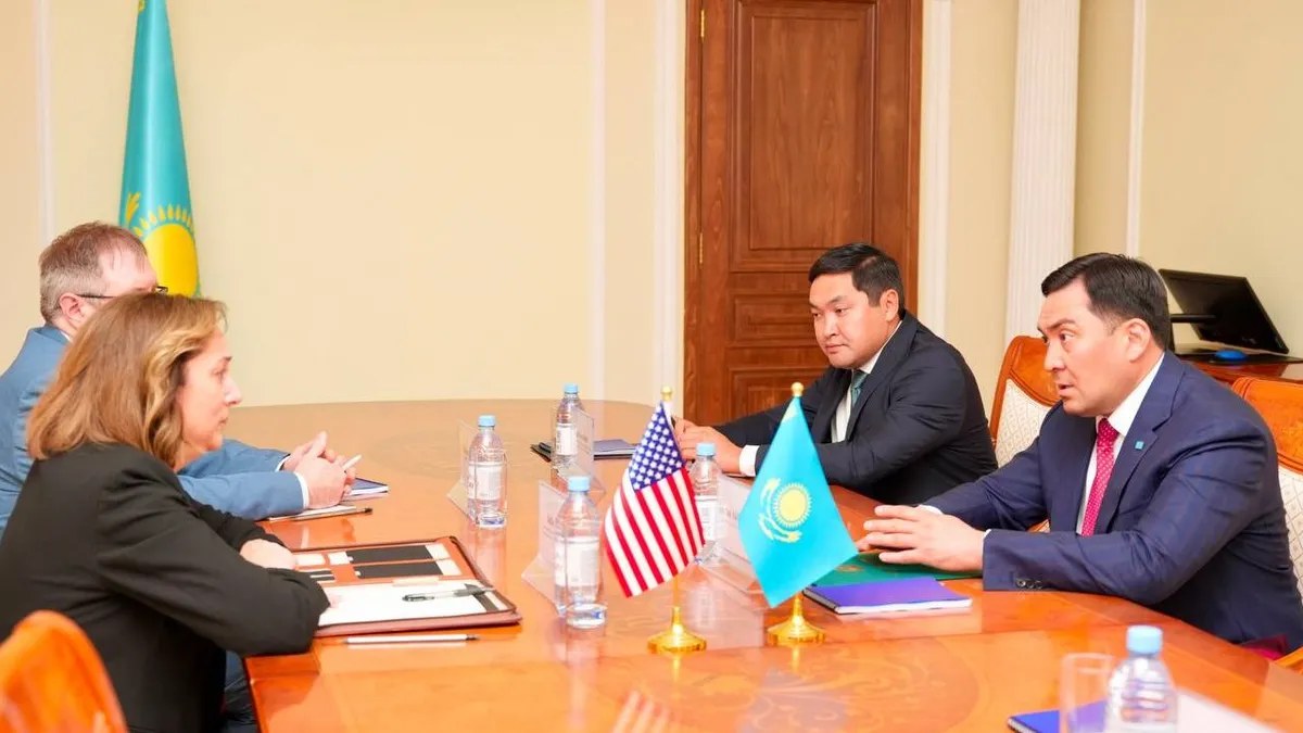 Казахстан и США обсудили безопасность экспорта энергоресурсов после атаки у КТК