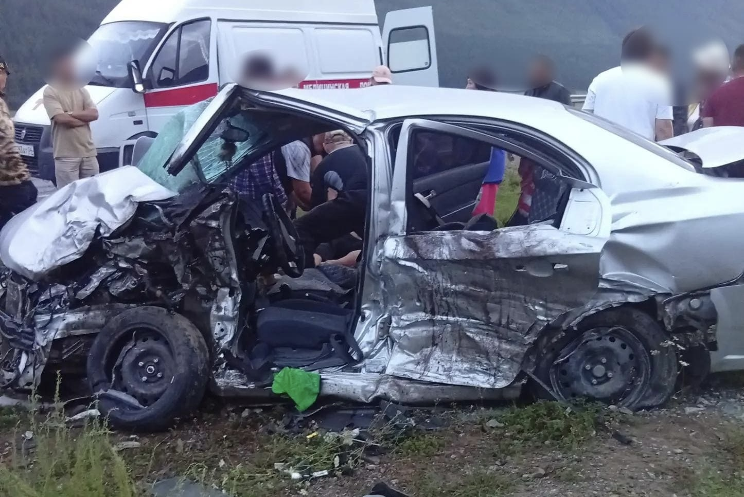 Двое казахстанцев погибли в ДТП на Алтае по вине пьяной женщины без прав