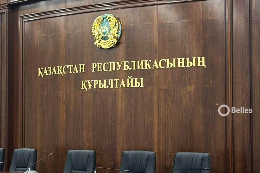 «Жену на работу не выгонял»: депутат рассказал, хватает ли ему зарплаты Курултая