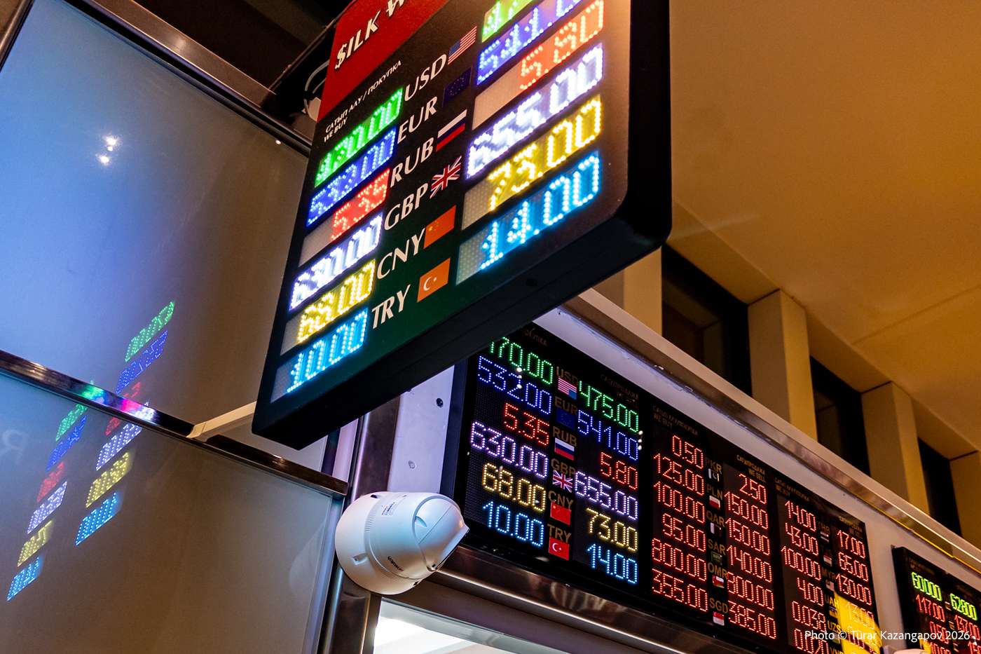 Доллар подорожал до 456,89 тенге
