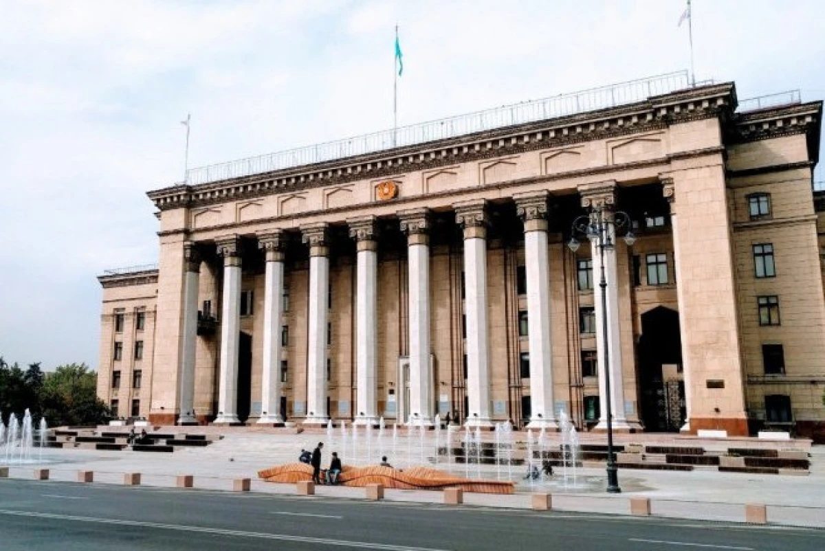 В Казахстане начался прием заявок на гранты в магистратуру и докторантуру