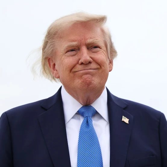 Трамп предложил назвать Атлантический или Тихий океан в свою честь